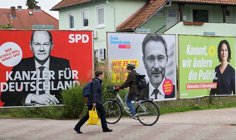 Almanya'da Merkel dönemi sona eriyor, rüzgâr soldan esiyor