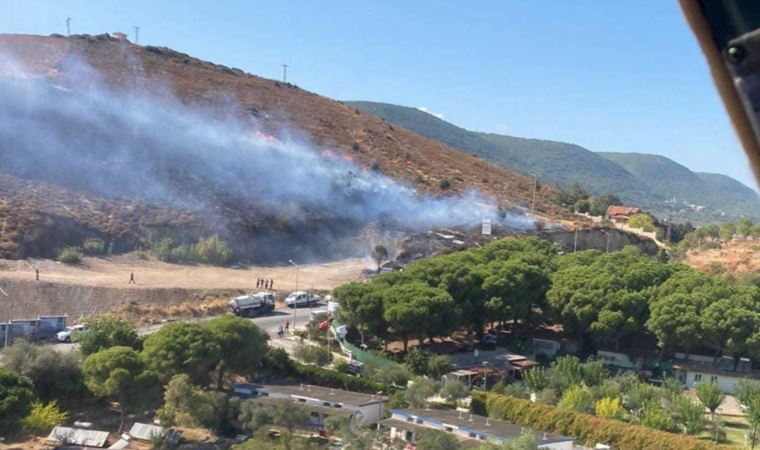 Son dakika... İzmir'in iki ilçesinde orman ve makilik yangını