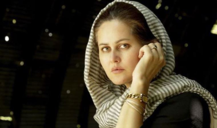 Afgan yönetmen Sahra Karimi, Afganistan’dan kaçış hikayesini film yapacak