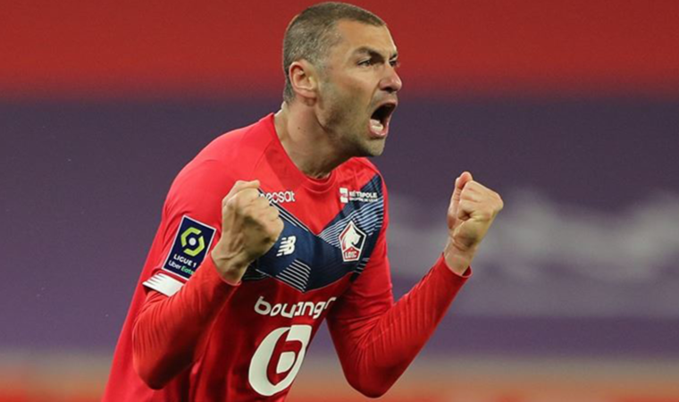 Burak Yılmaz, Lille'de ayın futbolcusu seçildi