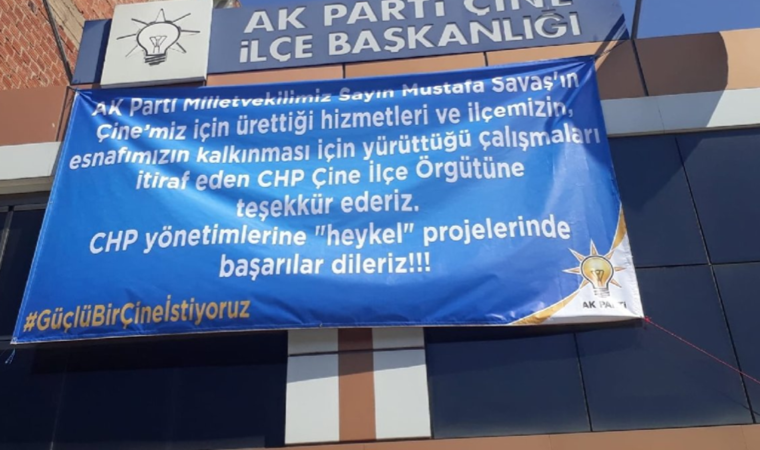 Aydın'ın Çine ilçesinde AKP ile CHP arasında pankart kavgası