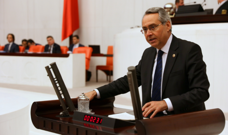 CHP'li Zeybek’ten Antalya’daki çimento fabrikasına tepki