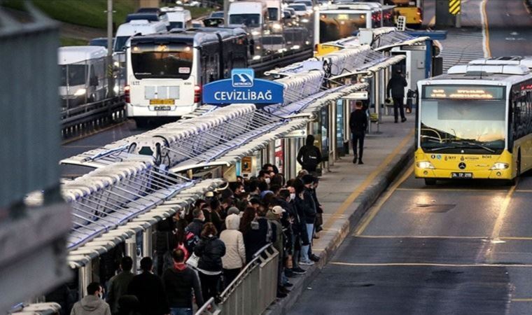 İstanbul'da sağlık çalışanlarına ücretsiz ulaşım uygulaması uzatıldı