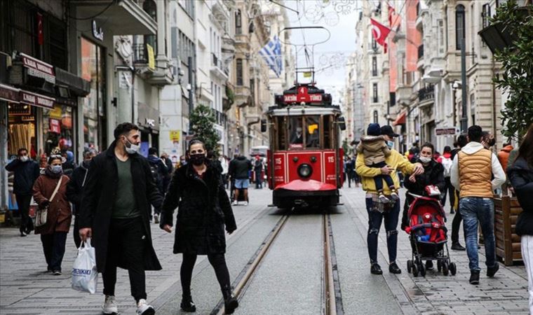 TTB Genel Başkanı Fincancı açıkladı: 'İnsanları sürü bağışıklığına terk etmeye çalışıyorlar'