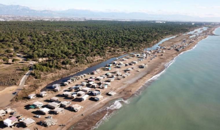 Caretta carettaların yuvalanma alanındaki barakalar için yıkım kararı