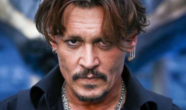 Hollywood'dan aforoz edilen Johnny Depp beyazperdeye dönüyor