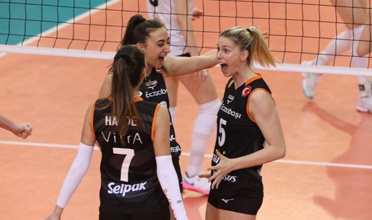 Eczacıbaşı Dynavit, CEV Kupası'nda adını yarı finale yazdırdı