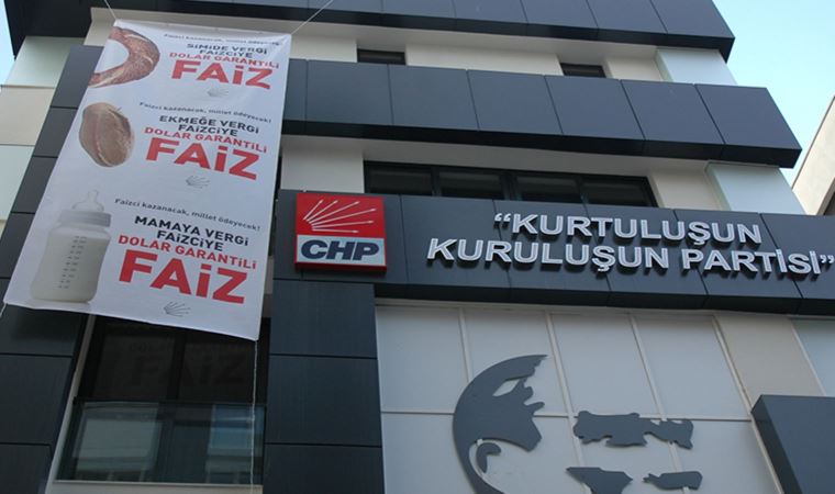 CHP İzmir il binasına 