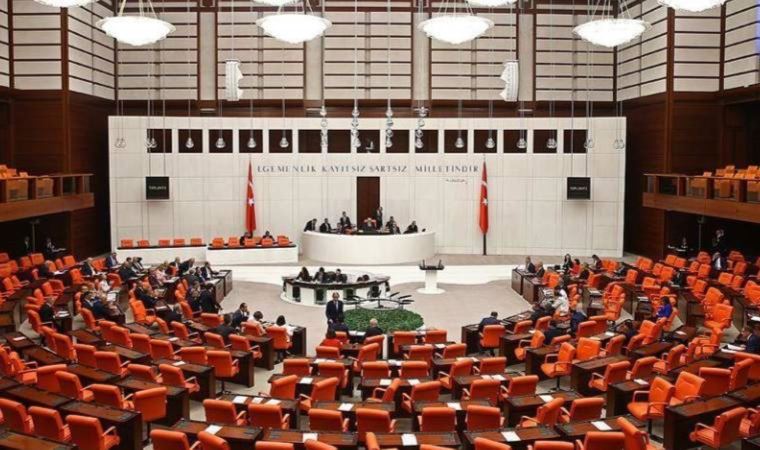 TBMM Anayasa Komisyonu Başkanlığı'na AKP'li Beyazıt seçildi