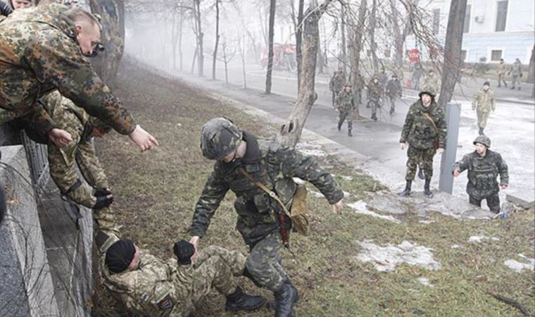 Donbas'ta Rusya yanlısı ayrılıkçılar saldırdı: 1 Ukrayna askeri yaşamını yitirdi