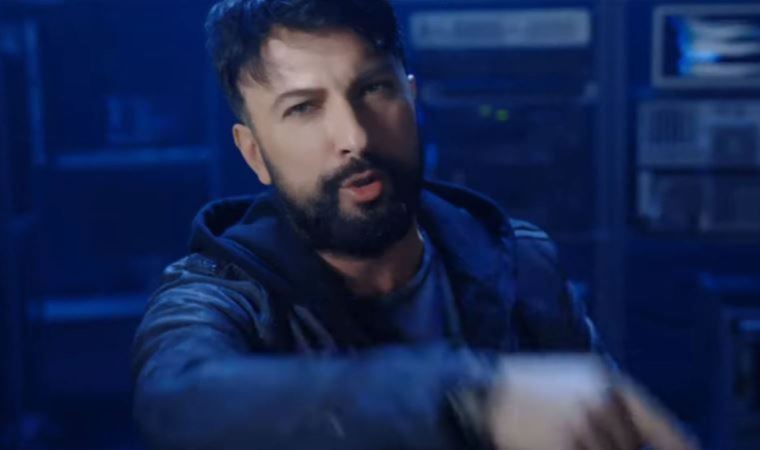 Tarkan'dan Türkiye'nin gündemine oturan 'Geççek' şarkısına ilişkin ilk açıklama