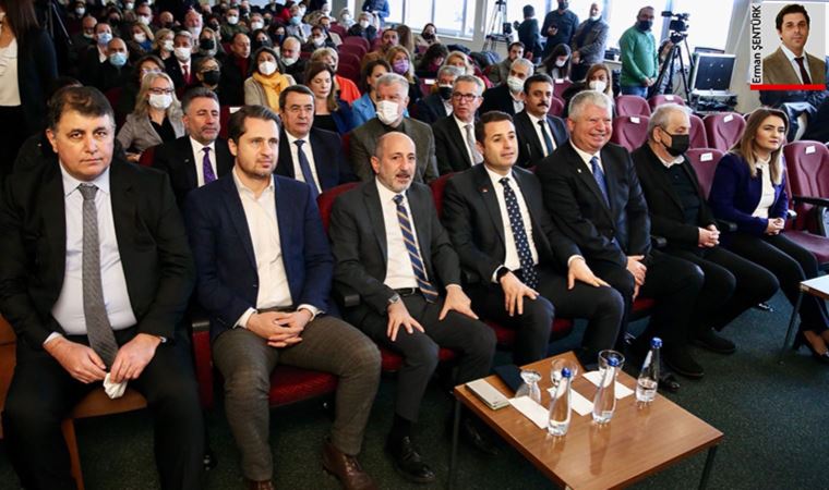 İzmir’de iklim zirvesi: CHP’li başkanlar küresel ısınmayla mücadelenin formüllerini konuştu