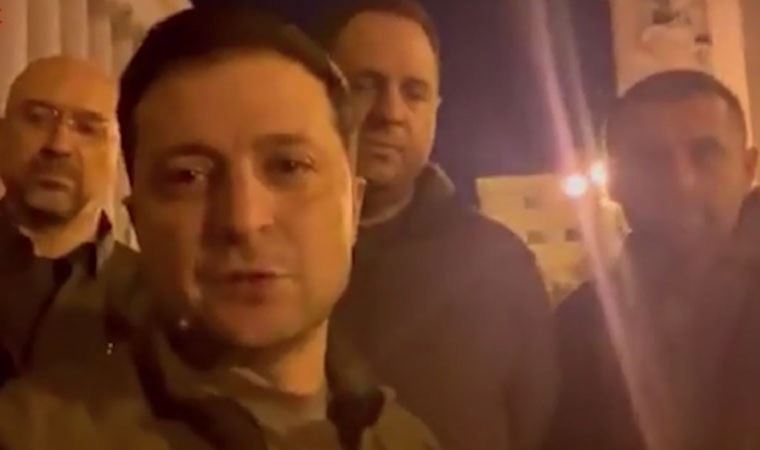 Son Dakika: Zelenski, Kiev sokaklarından video paylaştı