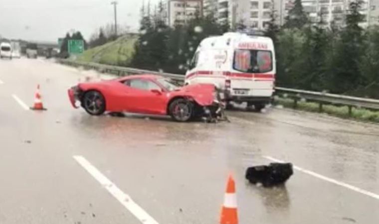 Bursa'da 7 milyonluk araç kazada hurdaya döndü