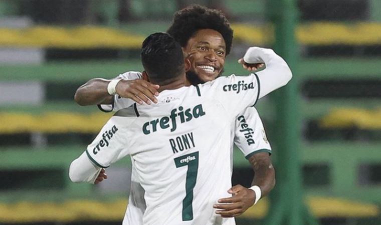 Dünya yıldızı Luiz Adriano, Antalyaspor ile sözleşme imzalayacak