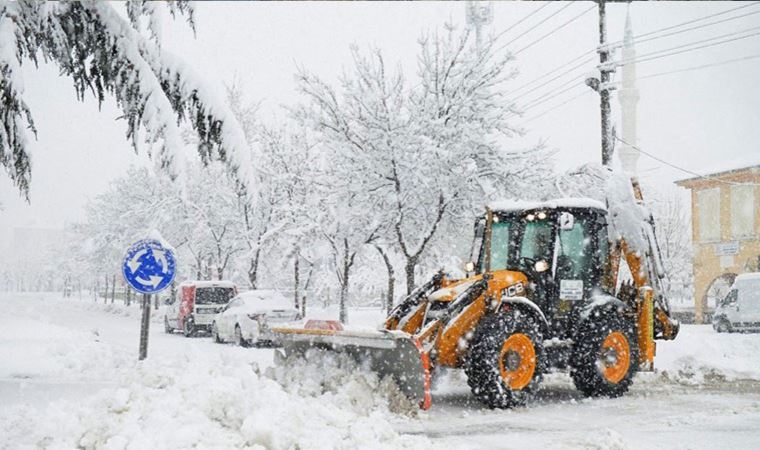 Meteoroloji'den felaketi yaşayan Isparta için uyarı: Yoğun kar yağışı, lodos ve su baskını...