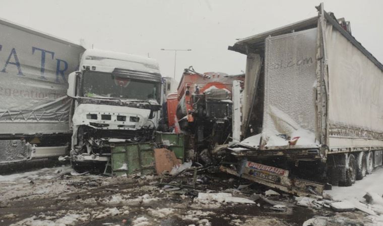 Kuzey Marmara Otoyolu'nda zincirleme kaza