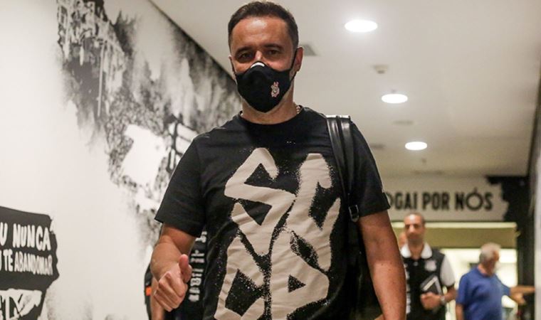 Vitor Pereira, Corinthians'a damga vurdu