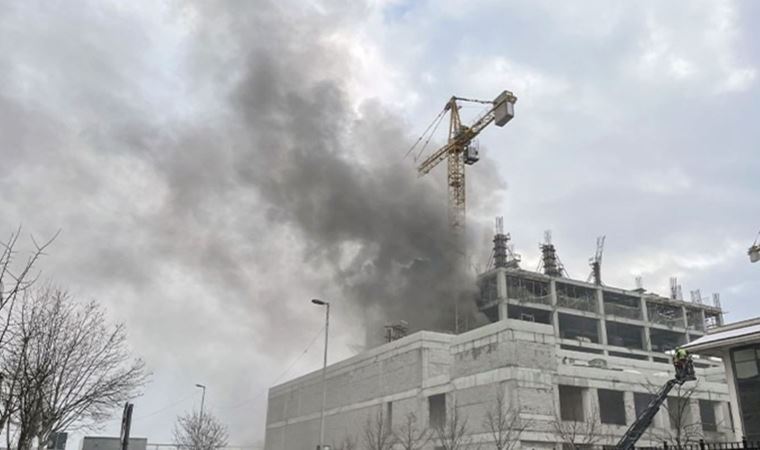 Son dakika: Bağcılar'da inşaatta çıkan yangın kontrol altına alındı