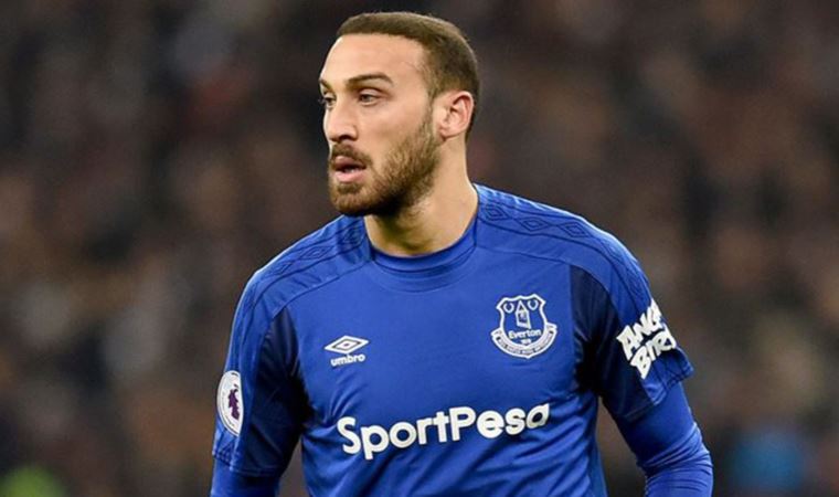 Derbiyi izlemeye gelen Cenk Tosun'dan transfer açıklaması