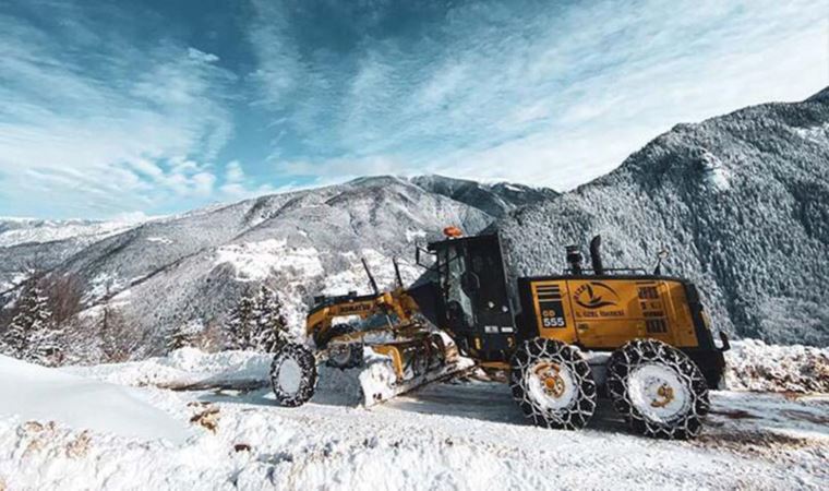 Karadeniz'de 541 yerleşim yerine ulaşım yolu kapandı