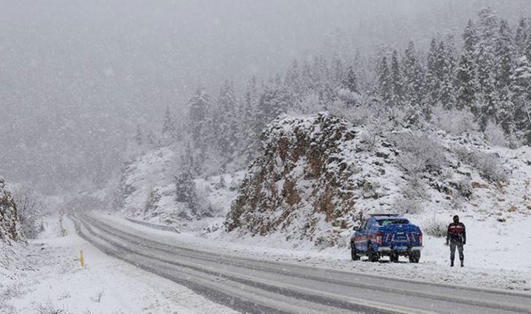 Meteoroloji'den yoğun kar yağışı uyarısı (22 Mart 2022)