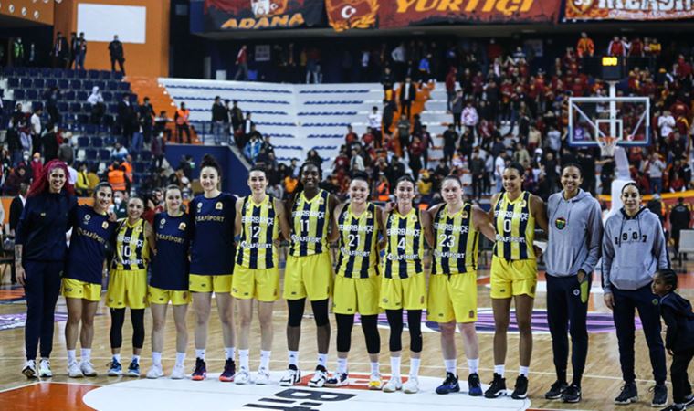 Türkiye Kupası'nda ilk finalist Fenerbahçe Safiport oldu