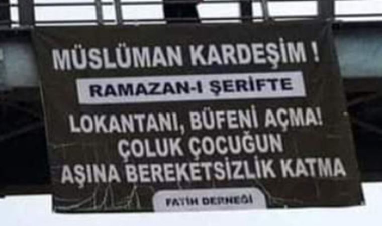 İnegöl'de üst geçide asılan 'Ramazan'da lokantanı, büfeni açma' pankartına esnaftan sert tepki