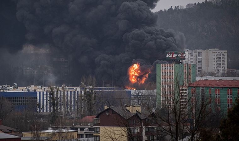 Rusya, Ukrayna’nın Kiev ve Lviv kentlerinde bazı hedefleri vurduğunu duyurdu