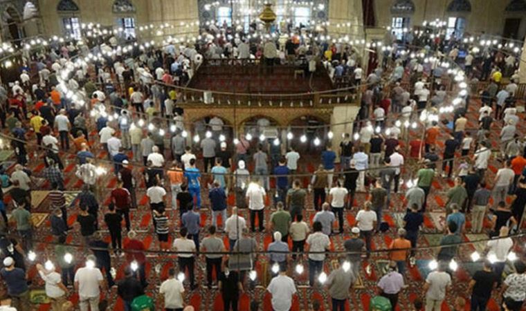 Diyanet İşleri Bakanlığı'ndan 'teravih namazı' kararı