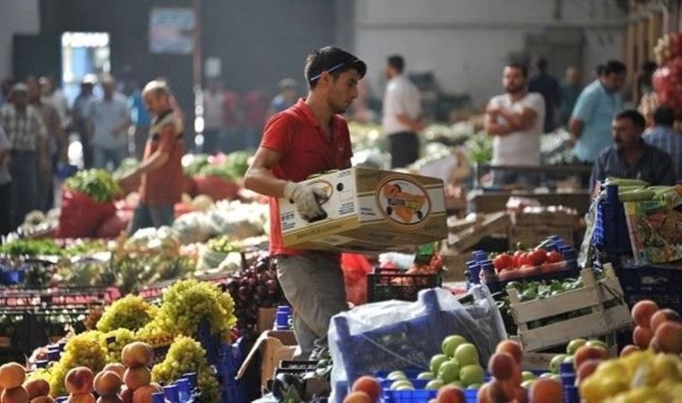 Hal esnafını tehdit eden suç örgütüne yönelik operasyonda 13 kişi gözaltına alındı