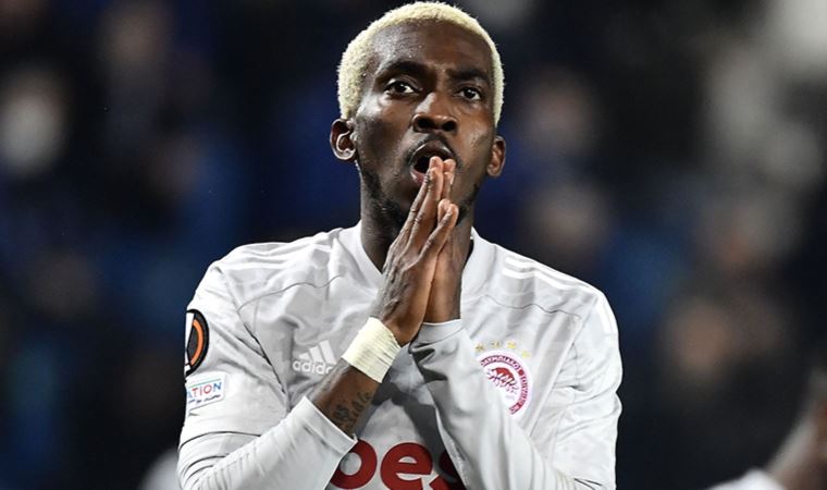 Başakşehir Henry Onyekuru için kolları sıvadı