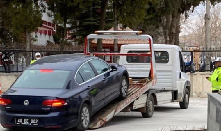 Alacağını alamayınca makam aracını haczettirdi