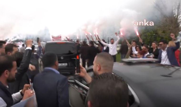 CHP lideri Kılıçdaroğlu, Hatay’da meşalelerle karşılandı