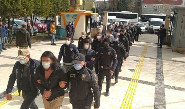 Şanlıurfa merkezli IŞİD operasyonu: Yakalanan 29 zanlı adliyeye sevk edildi