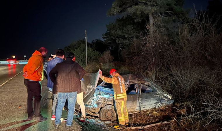 Arnavutköy'de 2 otomobil çarpıştı: 4 yaralı