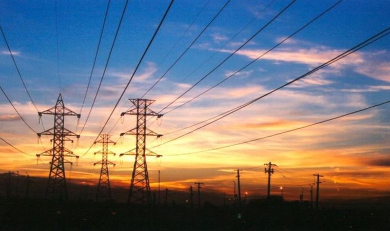 Günlük elektrik üretim ve tüketim verileri (15 Nisan 2022)