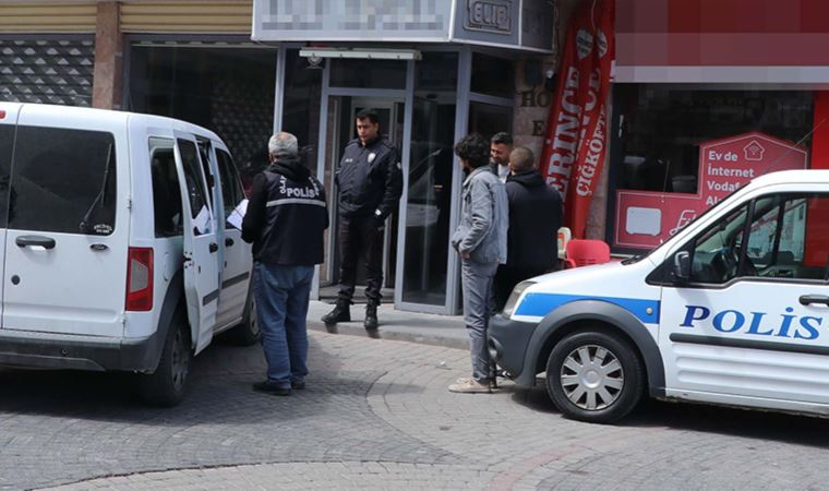 15 gündür kaldığı otel odasında ölü bulundu