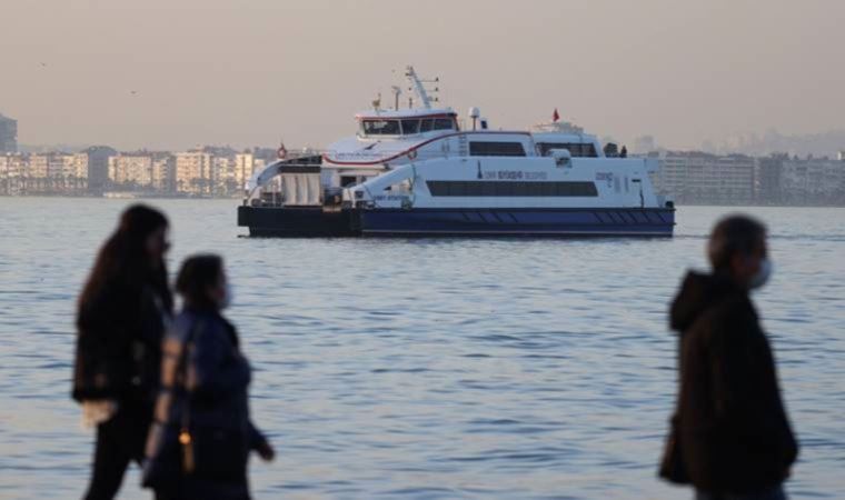 İzmir'de vapur seferleri iptal edildi