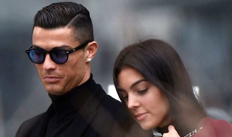 Ronaldo ve Rodriguez çifti, yeni doğan bebeklerinin öldüğünü duyurdu