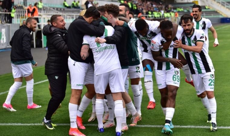 Denizli'de çılgın maç: 7 gol atıldı!