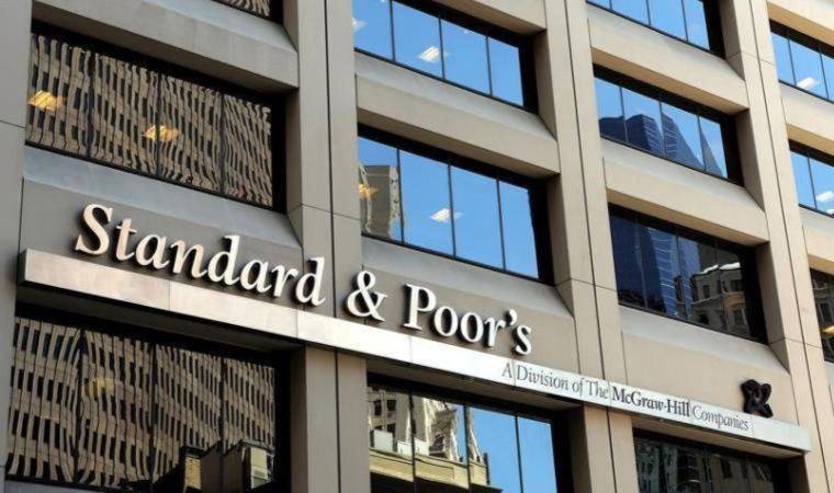 S&P, Türkiye'nin yerel para cinsinden kredi notunu düşürdü