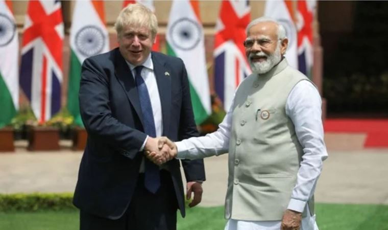 İngiltere Başbakanı Boris Johnson: '2024 yılına kadar devam edebilir'