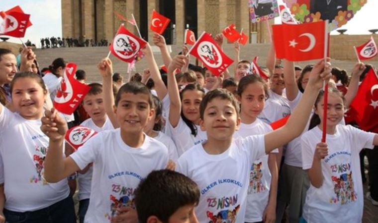 23 Nisan'ı kutlamak için en güzel bayram şiirleri