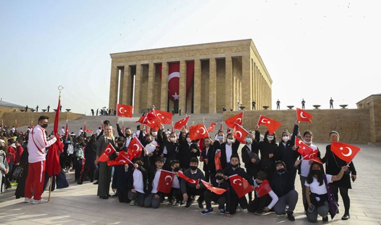 Parti liderlerinden 23 Nisan mesajı