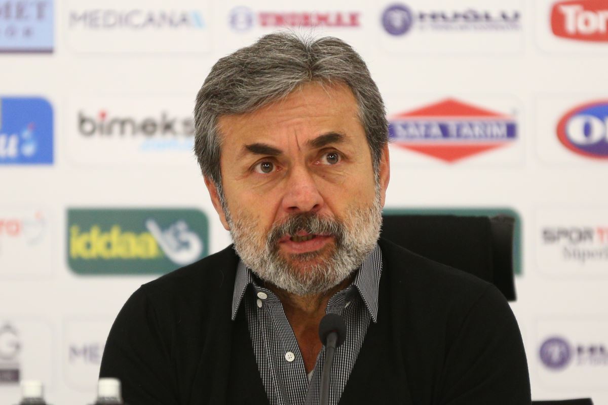 Aykut Kocaman: "Herkesi yendik, 2011'de Fenerbahçe'nin beline vuruldu"