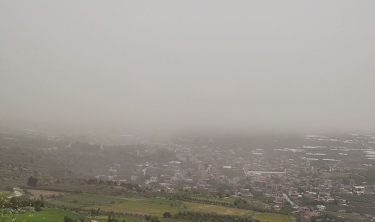 Hatay'da toz taşınımı etkili oluyor