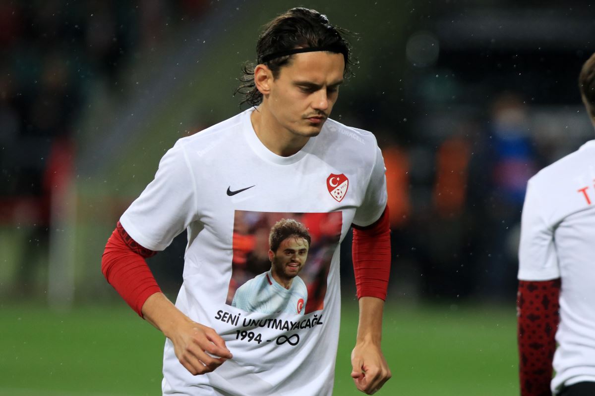 İngiliz devi Liverpool Enes Ünal'ı istiyor