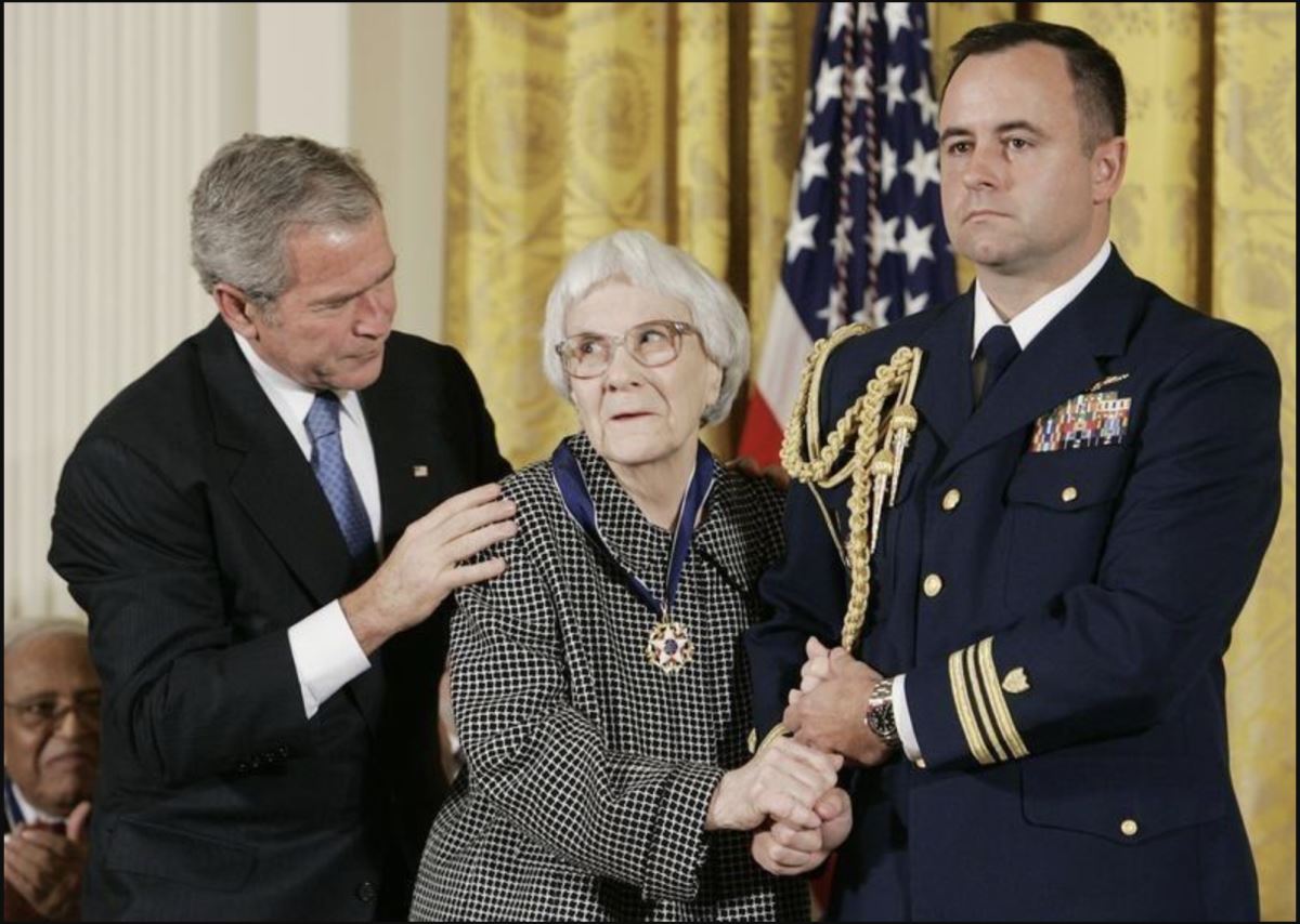 Harper Lee, 96 yıl önce bugün dünyaya geldi