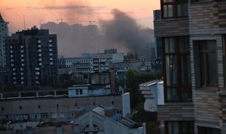 Son Dakika: Ukrayna'nın başkenti Kiev'de şiddetli patlama meydana geldi